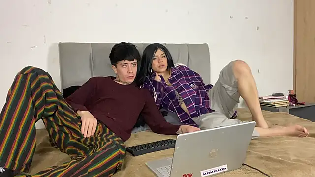 perceo and saddie online show from May 16, 10:12 am