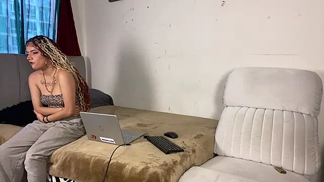 perceo and saddie online show from May 24, 8:03 pm