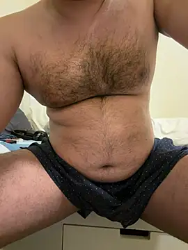 Snapshot of usemehowyoulike96 chatting on April 15, 7:58 pm usemehowyoulike96 online show from April 15, 7:58 pm