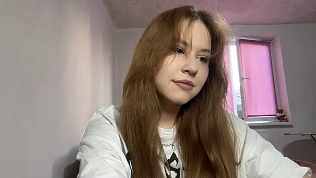 Snapshot of NyelleSpir chatting on March 25, 3:29 pm NyelleSpir online show from March 25, 3:29 pm