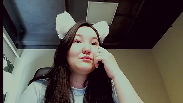 Snapshot of CamilaMartiez chatting on May 22, 1:17 pm CamilaMartiez online show from May 22, 1:17 pm