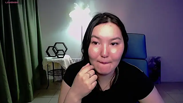 Snapshot of CamilaMartiez chatting on June 19, 12:09 pm CamilaMartiez online show from June 19, 12:09 pm