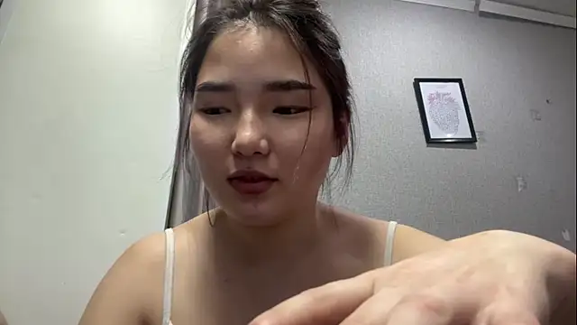 Snapshot of LammingLoner chatting on April 19, 6:10 pm LammingLoner online show from April 19, 6:10 pm