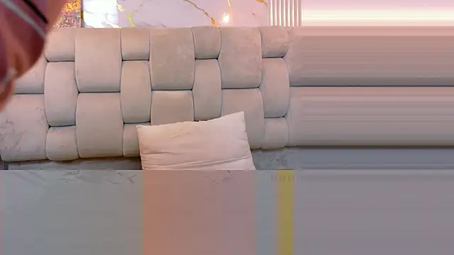 Snapshot of MOgekobig19 chatting on March 27, 1:00 pm MOgekobig19 online show from March 27, 1:00 pm