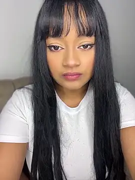 Snapshot of Saraa_M chatting on April 28, 7:52 pm Saraa M online show from April 28, 7:52 pm