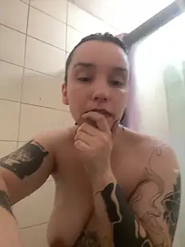 BestBrazilianGirlfriend online show from June 19, 9:40 pm
