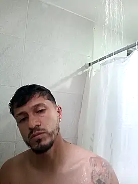 Bruce Wayne188 online show from March 25, 9:32 pm