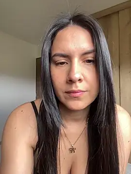 Snapshot of Annarhode chatting on June 30, 6:31 pm Annarhode online show from June 30, 6:31 pm