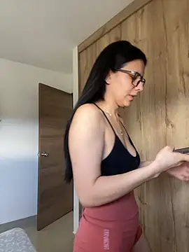 Snapshot of Annarhode chatting on August 7, 2:52 pm Annarhode online show from August 7, 2:52 pm