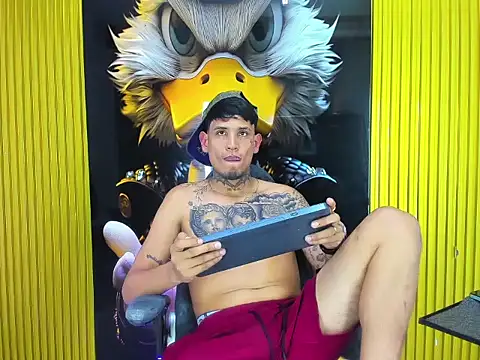 Winsord Bigcock online show from March 26, 8:47 pm