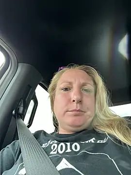 sweetkacibaby online show from April 14, 6:47 pm