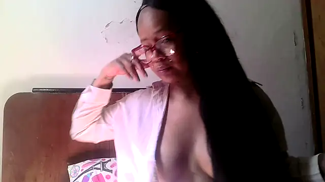 Snapshot of xblackstarX1 chatting on August 1, 7:13 pm xblackstarX1 online show from August 1, 7:13 pm