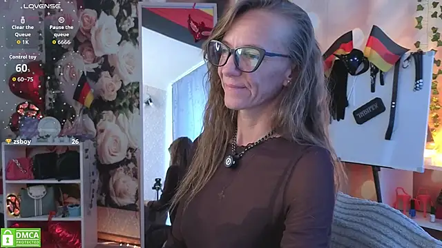 jesica mooonn online show from June 20, 4:26 am