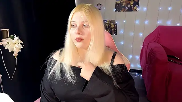 Tina Evanss online show from March 31, 7:53 am