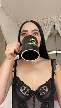 AmbarJenssen online show from June 12, 12:15 pm