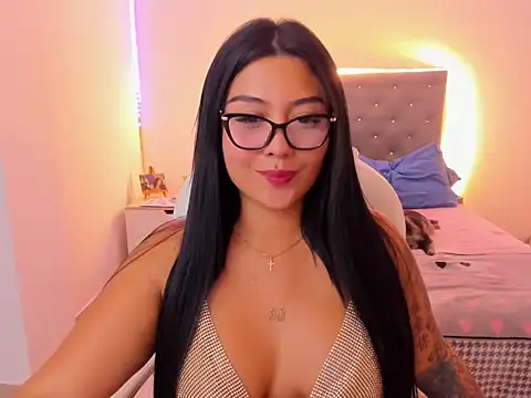 Sofiashadow online show from March 26, 9:09 pm