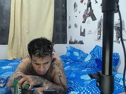 allison maxtattoo  online show from April 21, 4:08 am