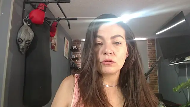 Snapshot of _bonnie_and_clyde chatting on April 28, 8:14 pm bonnie and clyde online show from April 28, 8:14 pm