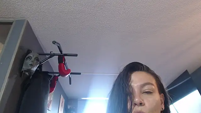 Snapshot of _bonnie_and_clyde chatting on April 30, 11:16 am bonnie and clyde online show from April 30, 11:16 am