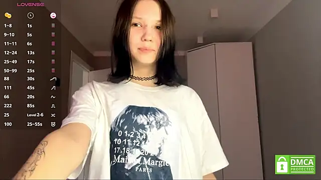AmeliaMiotii online show from April 23, 11:09 am