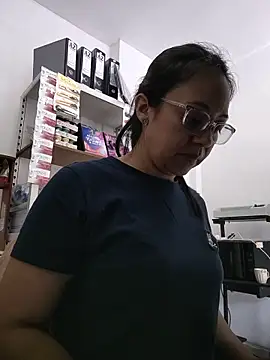 Snapshot of Violeta--7 chatting on July 9, 1:59 pm Violeta--7 online show from July 9, 1:59 pm