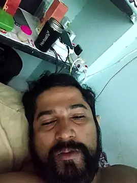 Snapshot of varun2184 chatting on June 20, 5:49 pm varun2184 online show from June 20, 5:49 pm