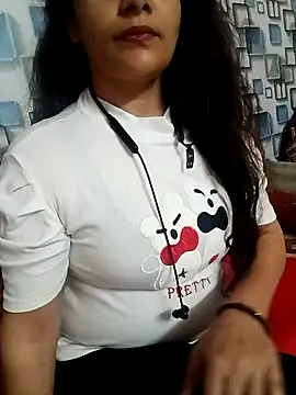 Snapshot of 1_deshi chatting on April 8, 7:19 am 1 deshi online show from April 8, 7:19 am