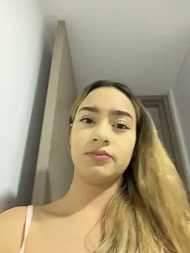 Snapshot of barbievictoria chatting on June 13, 11:08 am barbievictoria online show from June 13, 11:08 am