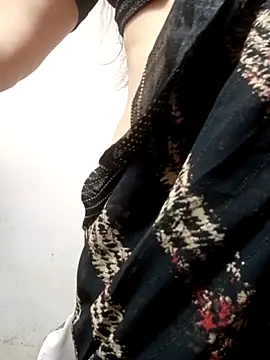 Sexyy Bhabhi 143 online show from May 6, 3:46 am
