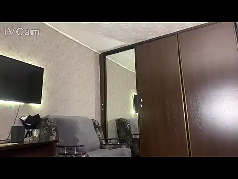 Snapshot of mason_silver chatting on April 3, 6:17 pm mason silver online show from April 3, 6:17 pm