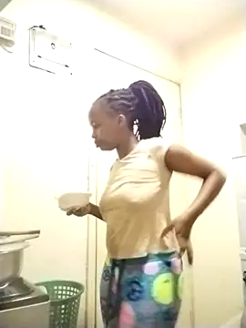 Faithy6789 online show from April 23, 4:09 pm