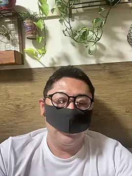 RYUICHI 1919 online show from May 8, 1:27 pm