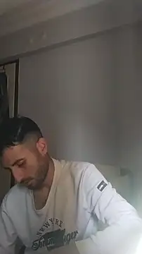 hornyturkishboy1994 online show from March 30, 6:47 am