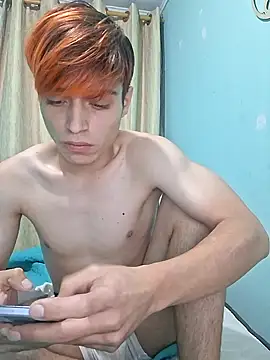 Alexisfunhot online show from March 28, 3:06 am