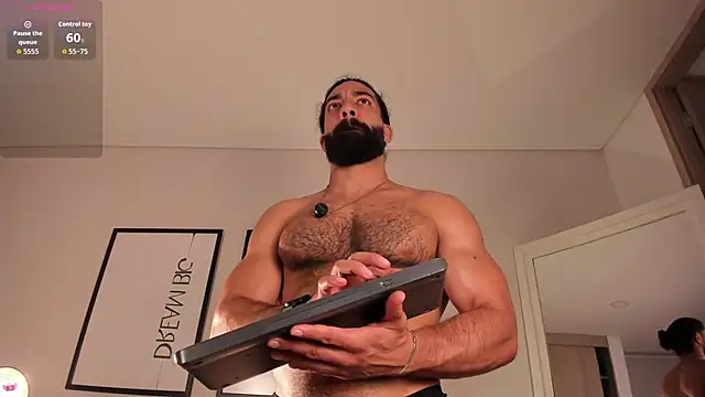 Max strong01 online show from May 6, 11:21 pm