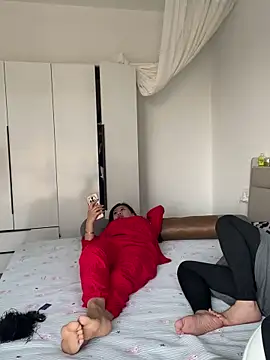 Xiaoleilei-10 online show from April 12, 8:08 am