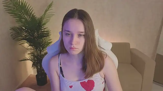 SweetieBlush online show from April 21, 2:04 am