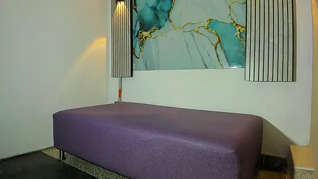 Snapshot of MILLER_SANZ chatting on April 6, 1:01 pm MILLER SANZ online show from April 6, 1:01 pm