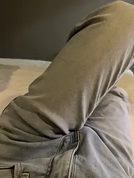 Snapshot of tanhualang001 chatting on April 4, 2:58 pm tanhualang001 online show from April 4, 2:58 pm