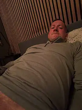 Fazza76 online show from March 28, 7:57 pm