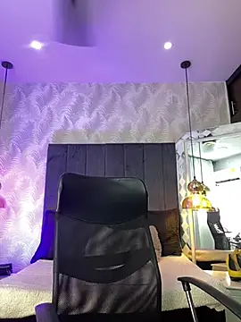 AngelCheerry  online show from May 12, 11:40 am