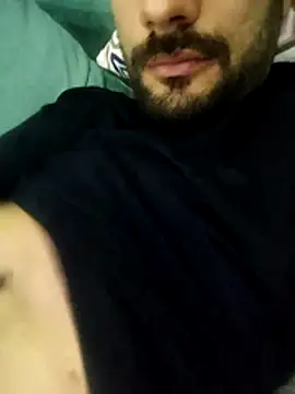 Snapshot of hartboy41 chatting on April 11, 9:52 pm hartboy41 online show from April 11, 9:52 pm