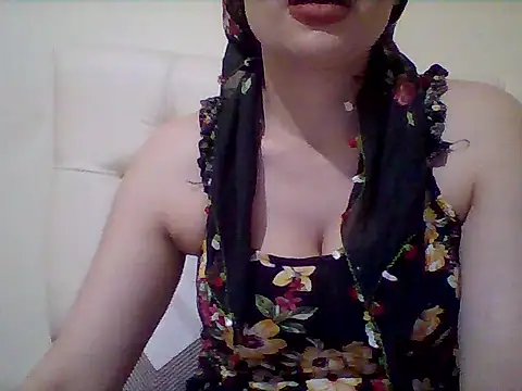 busex25 online show from April 6, 9:05 pm