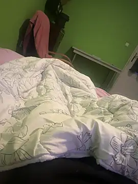 Snapshot of Void8899 chatting on March 31, 4:18 pm Void8899 online show from March 31, 4:18 pm