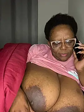 BoobsQueeen online show from July 21, 3:14 pm