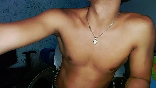 Snapshot of tonydesire_ chatting on June 26, 7:29 pm tonydesire online show from June 26, 7:29 pm