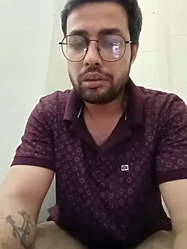 Snapshot of herochoclateboy chatting on April 24, 4:53 pm herochoclateboy online show from April 24, 4:53 pm