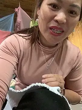 Sunny-smile1 online show from May 11, 1:11 am