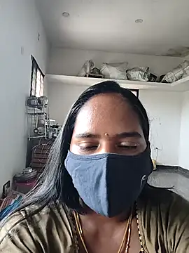 Snapshot of Tamil_Sangeetha chatting on April 4, 6:00 am Tamil Sangeetha online show from April 4, 6:00 am