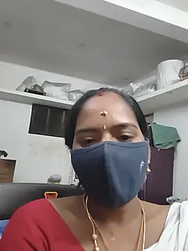 Snapshot of Tamil_Sangeetha chatting on June 16, 11:29 pm Tamil Sangeetha online show from June 16, 11:29 pm